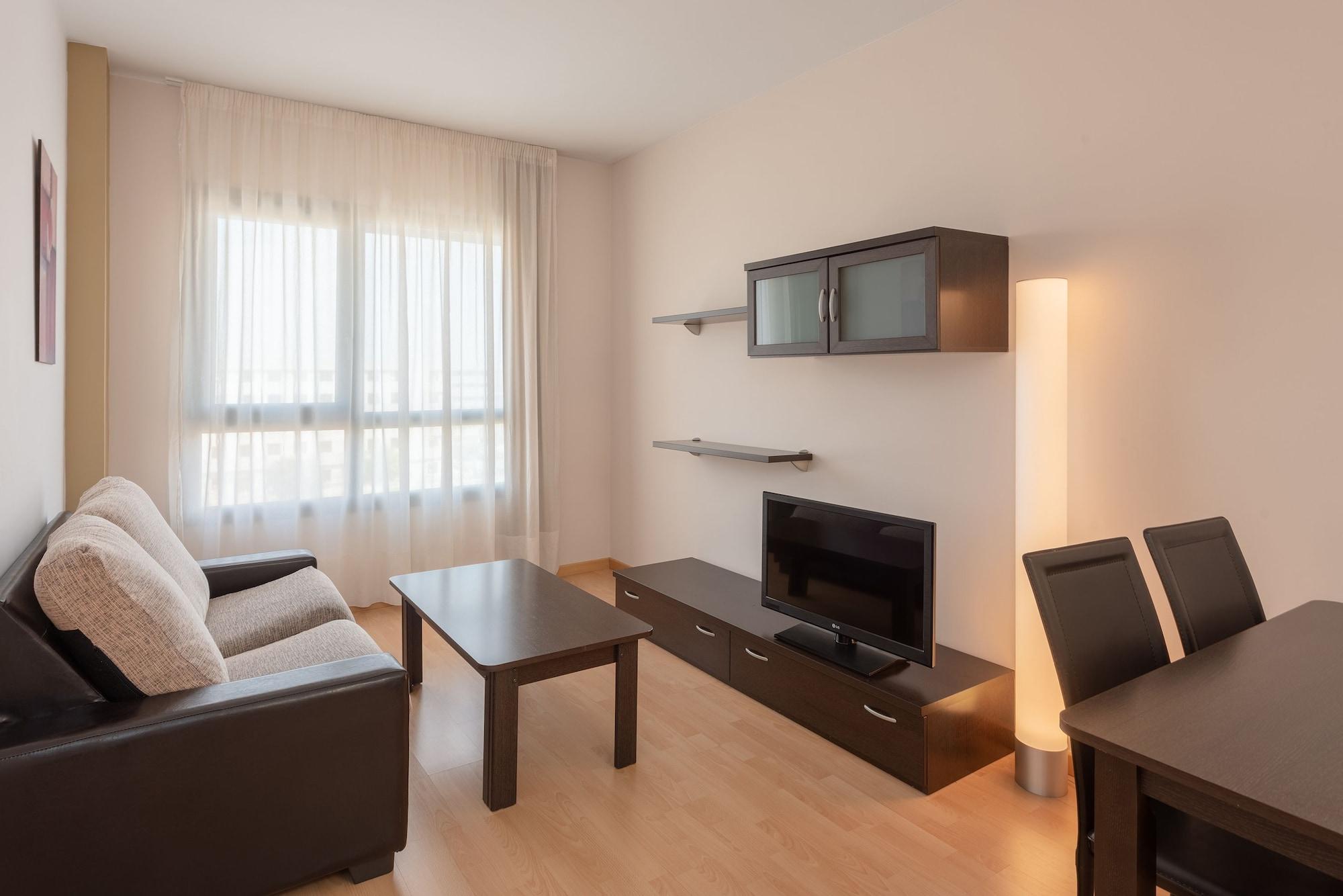 Madrid Airport Suites, Affiliated By Melia Экстерьер фото